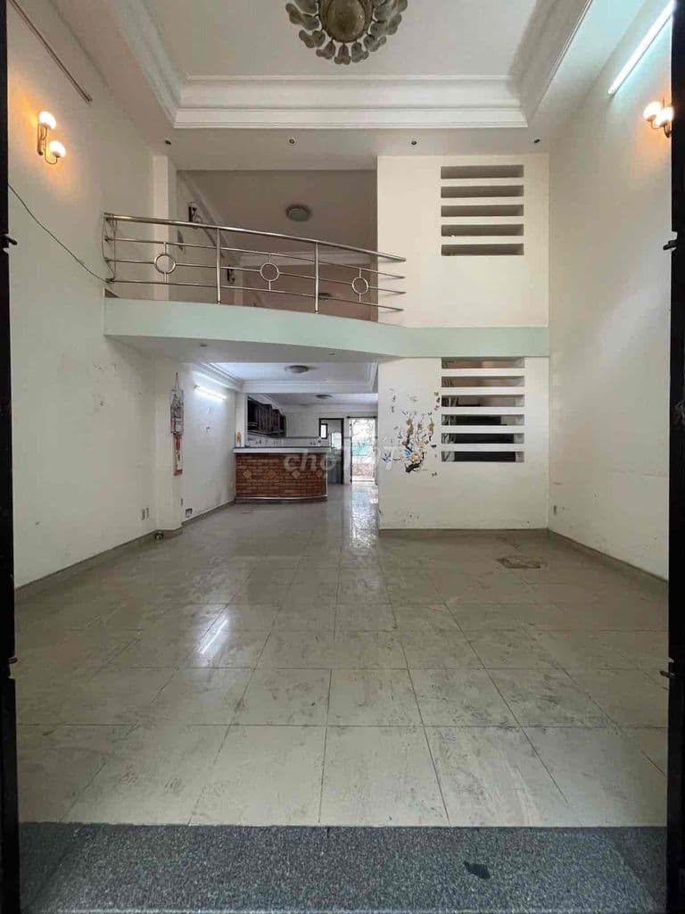 Nhà Đường Lê Lợi, P4, Gò Vấp. 90m2, HXH, 4Tầng giá 10.8 tỷ. - Ảnh 2