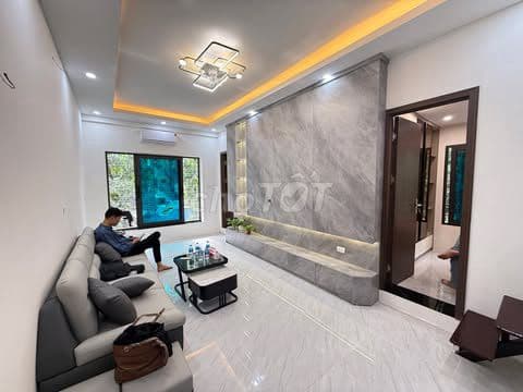 Giảm nửa tỷ chủ cần bán gấp căn hộ 120m2 3 ngủ, lô góc, full nội thất