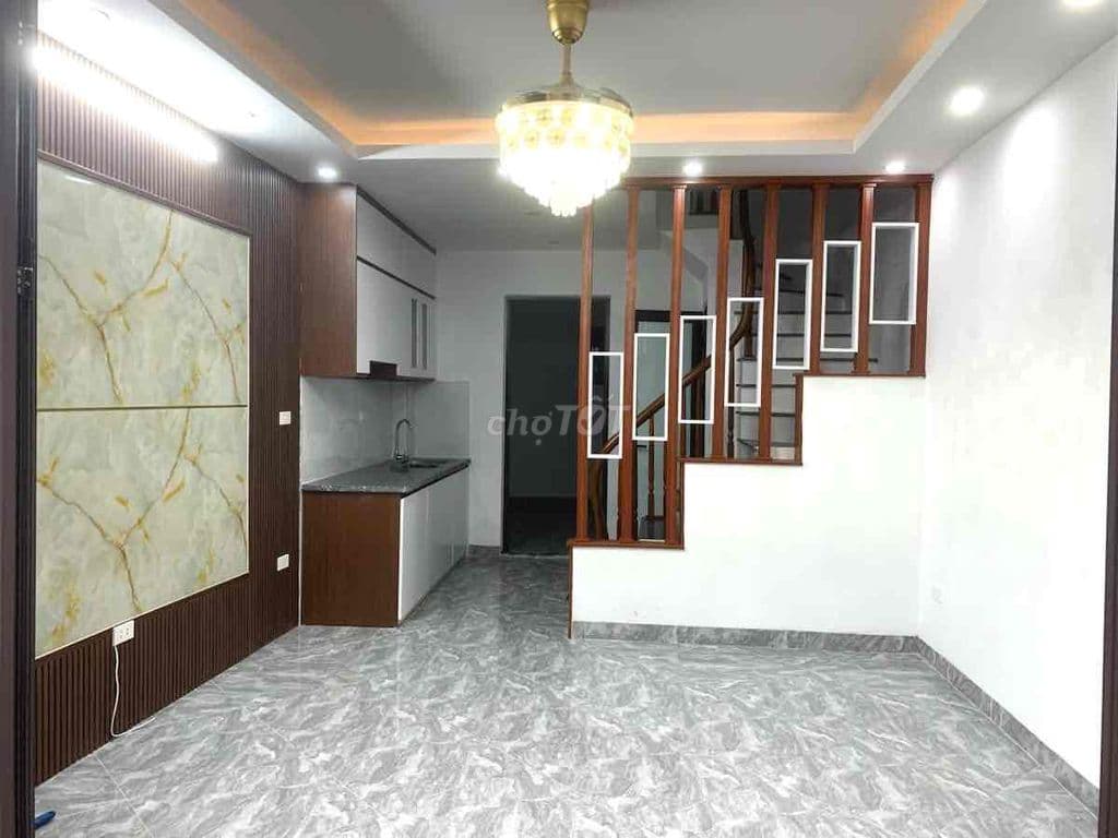 NHÀ MỚI Ở LUÔN - 3 NGỦ 2 WC - ĐẦY ĐỦ TIỆN ÍCH - ÔTÔ VÀO NHÀ - CHƯA ĐẾN