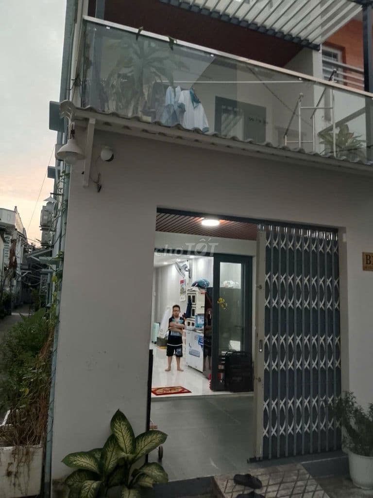 Bán căn góc hai mặt đường, hẻm oto vào tận cửa, có cửa hông. - Ảnh 3