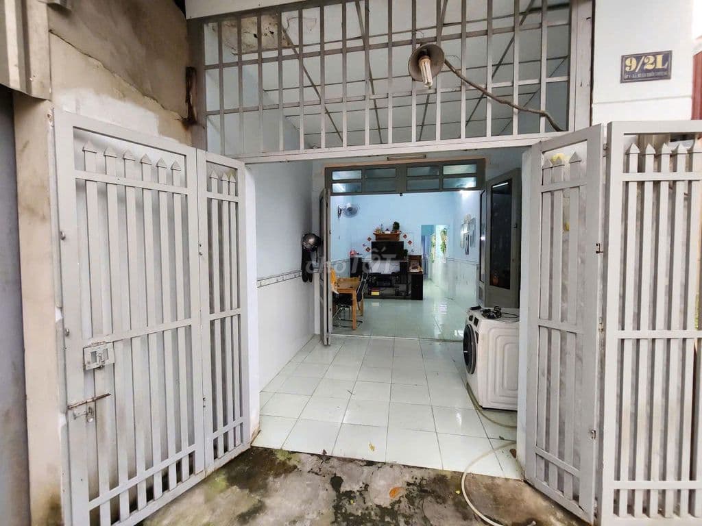 CẦN TIỀN ĐẦU TƯ NÊN BÁN GẤP NHÀ CẤP 4 - Ảnh 2