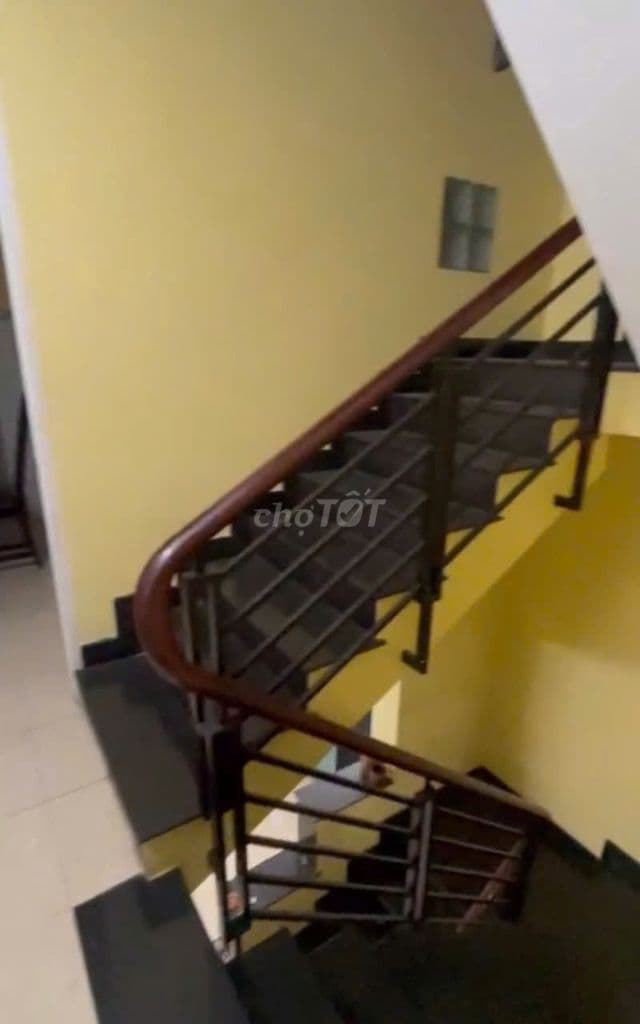 Nhà bán hẽm Hồng Bàng. Nhà xây : 5 tầng - Ảnh 3