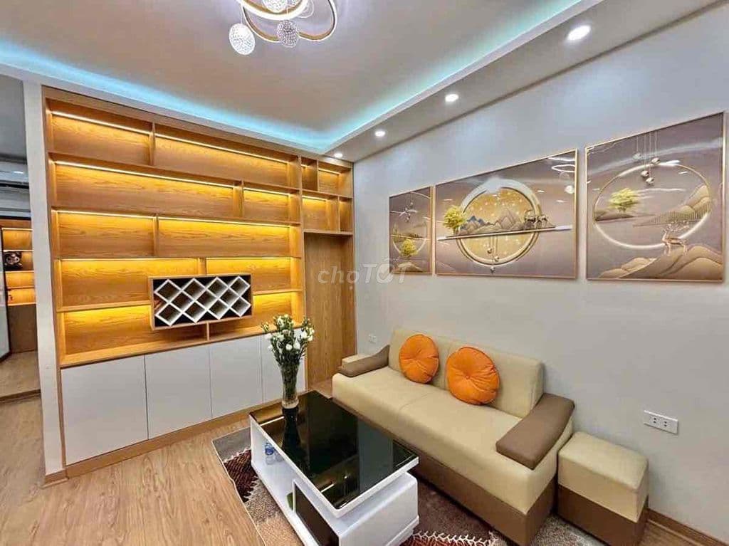 Bán gấp căn hộ tập thể LÔ GÓC, view phố-Ô TÔ đỗ cổng- 90m2- tầng 3 - Ảnh 2