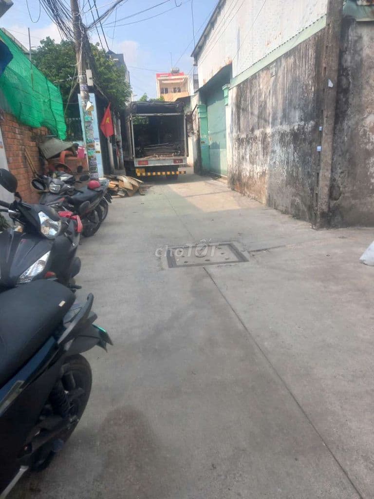 Nhà sổ đỏ riêng bà điểm gần bx an sương