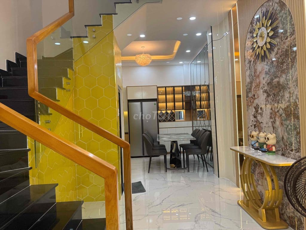 NHÀ MỚI ĐẸP LUNG LINH, NỘI THẤT CAO CẤP, HẺM XE HƠI; NGANG HIẾM 4M - Ảnh 2