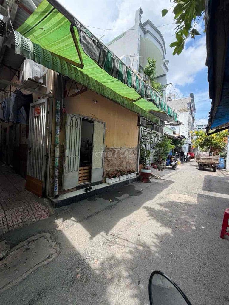 Bán đất 60,6m2 Ngang 5M tặng dãy trọ 4 phòng dòng tiền - xây mới