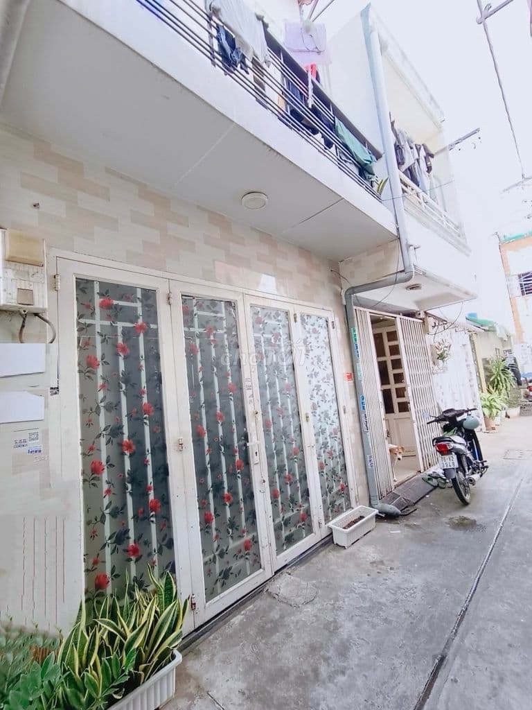 Bán nhà Phú Thọ Hoà, 20m2, 4x5m, 2 tầng, 2PN, SHR