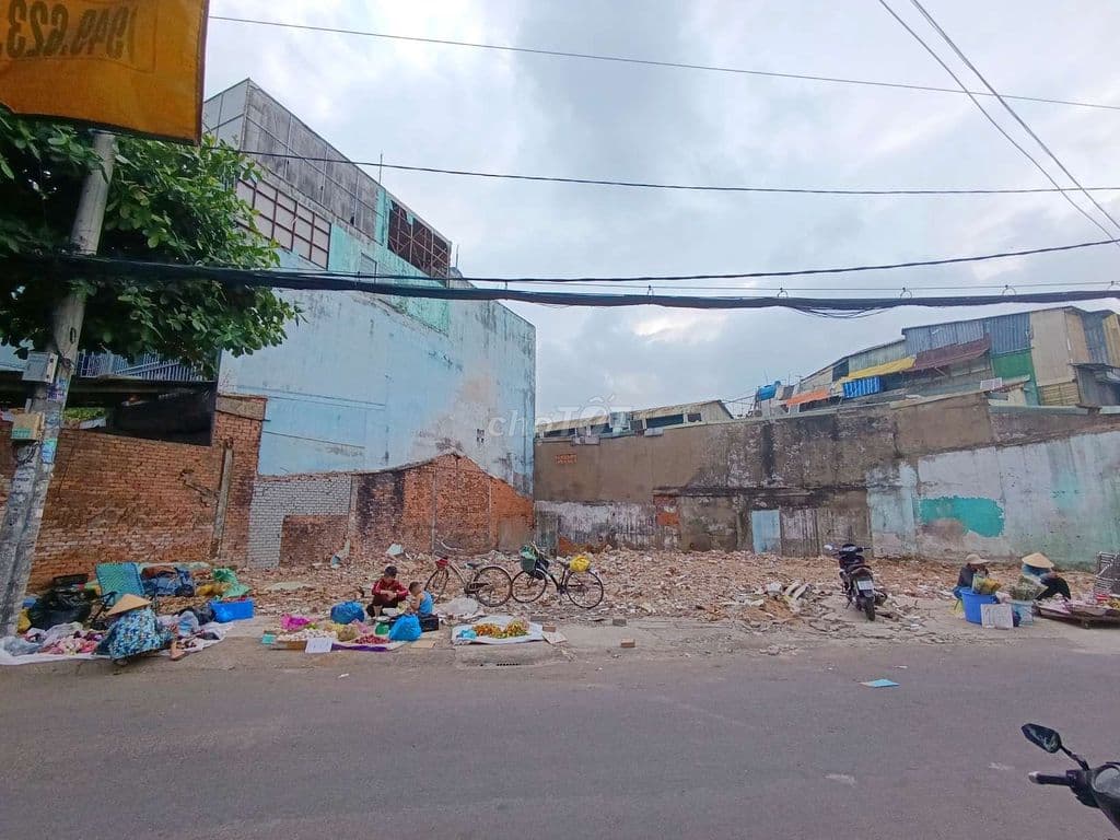 Đất mặt tiền chợ đường Lộ Tẻ giá rẻ quận Bình Tân
