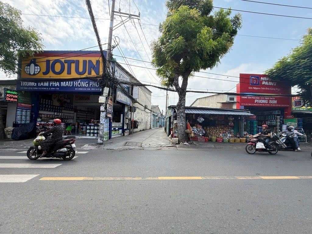 Gia đình cần bán nhà Mặt Tiền Tỉnh Lộ 10 ( gần đoạn Tên Lửa ) - Ảnh 2