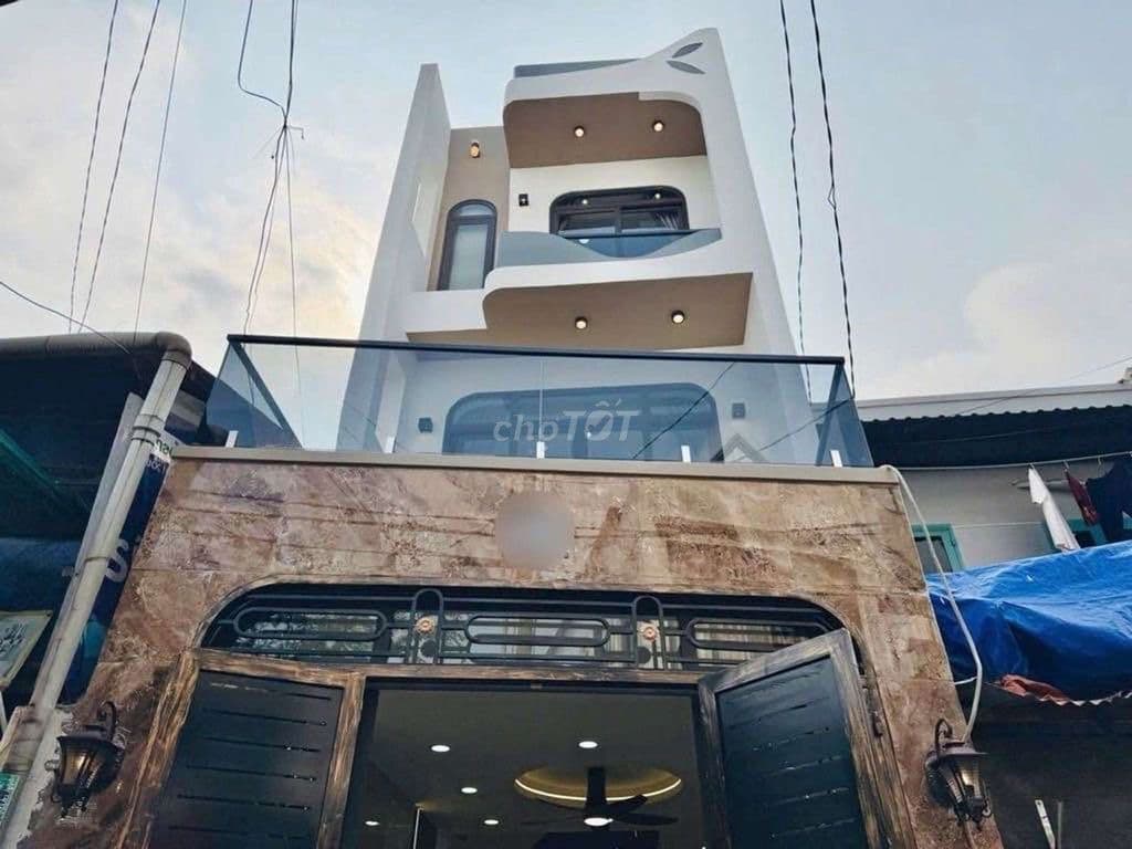 Nhà đẹp, hẻm xe tải chỉ 6,85 tỷ, 3 tầng ngay Emart