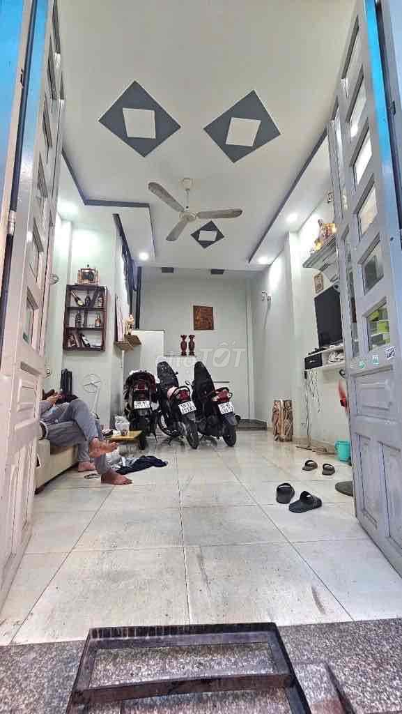 Hot, Bán gấp Nhà riêng Kênh Nước Đen BTân, 32m2, 3 tầng, hẻm xe hơi, 3 - Ảnh 2