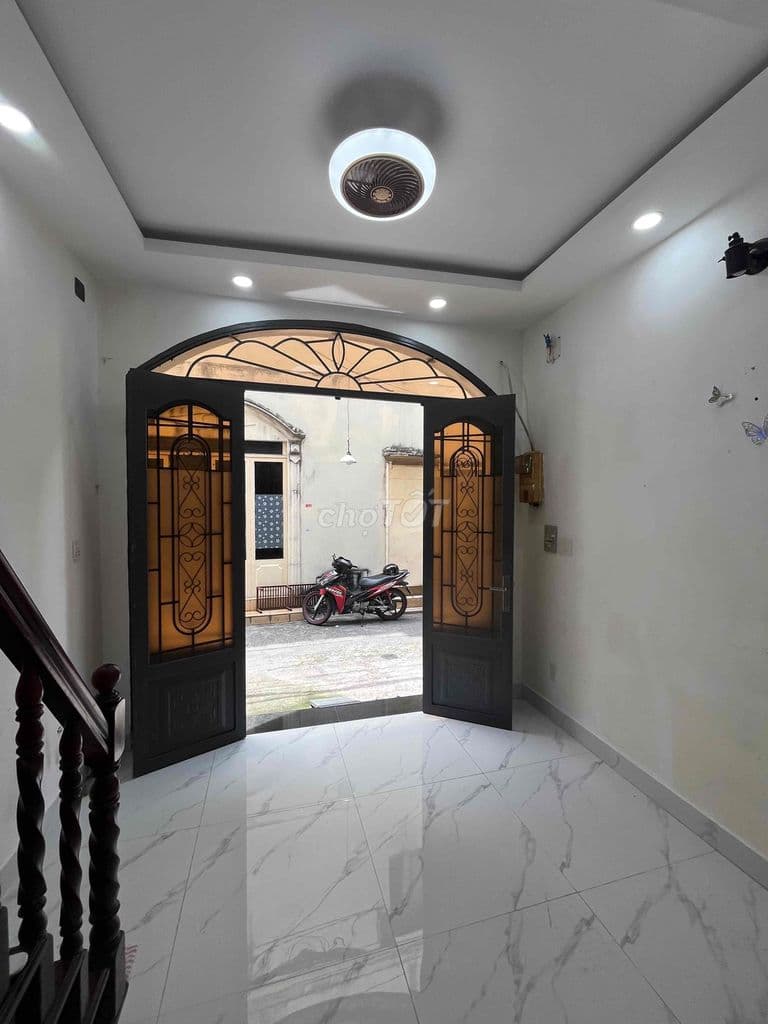 NHÀ BÁN GIÁ 2T8 H.129 NGUYỄN TRÃI 1 TRỆT + 1 LẦU BTCT NHÀ MỚI 3X7M2 - Ảnh 3