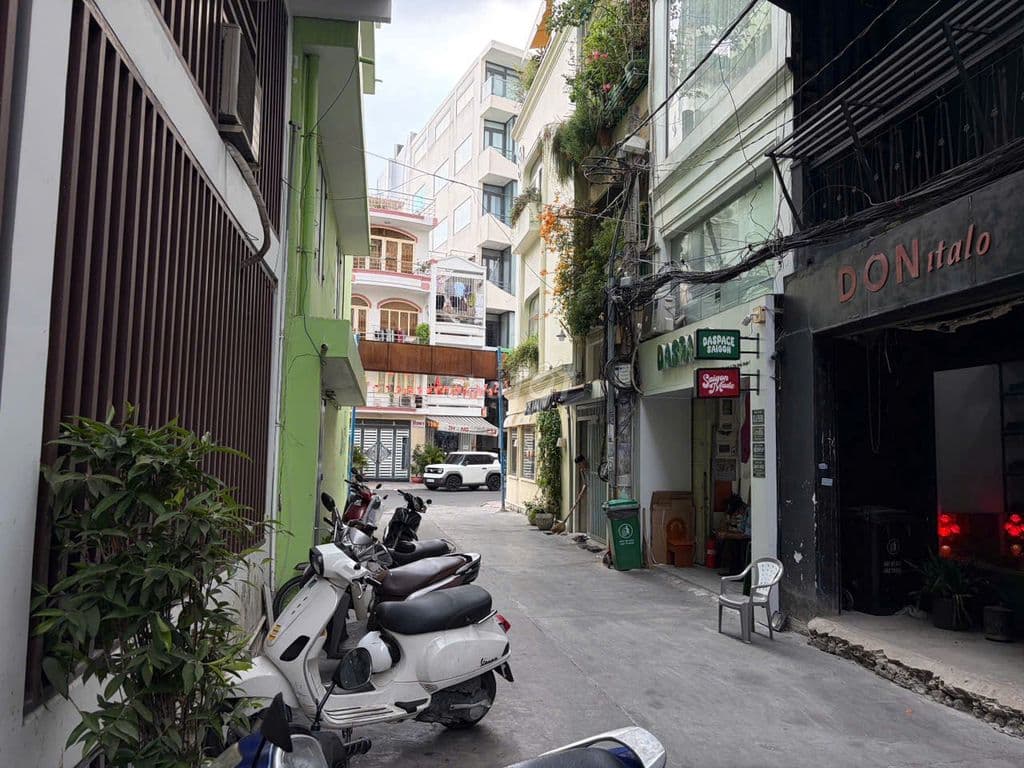 Dành cho khách hàng đang tìm nhà hẻm xe hơi Quận 1