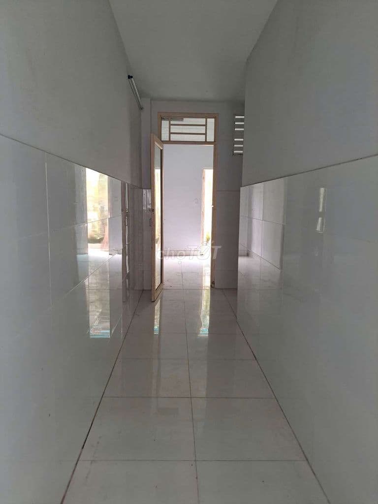 Cần bán nhà 2 tầng đường 10m xe tải tránh nhau Nguyễn Văn Tạo, Nhà Bè - Ảnh 2