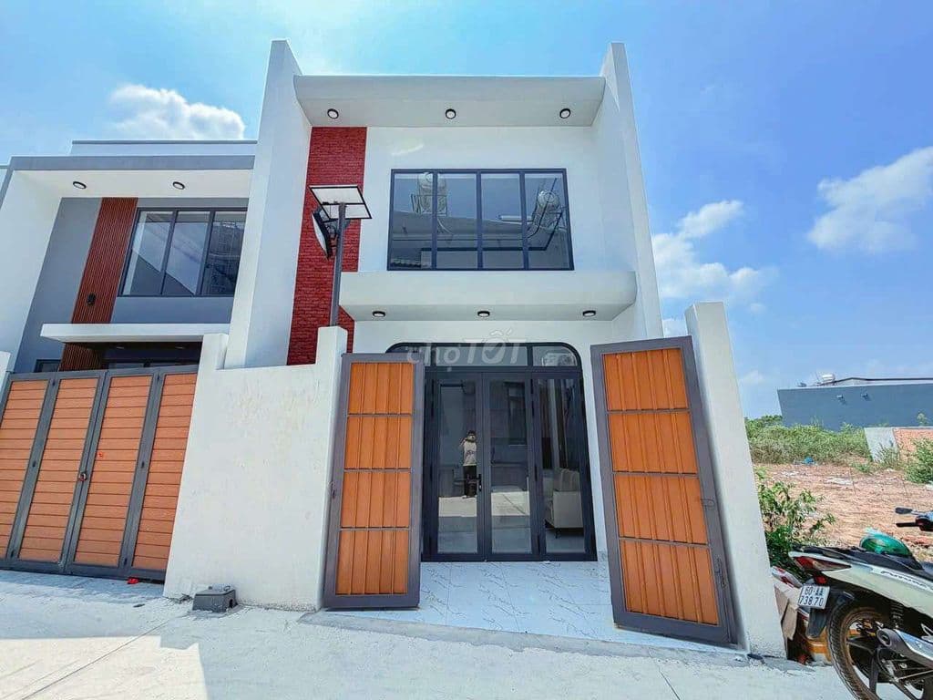 bán nhà gầnbcho j phú lạc
