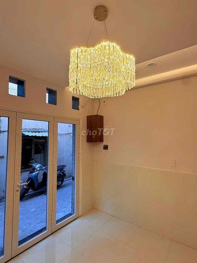bán nhà đường bông sao 2 tầng . nhà mới vào ở ngay - Ảnh 3