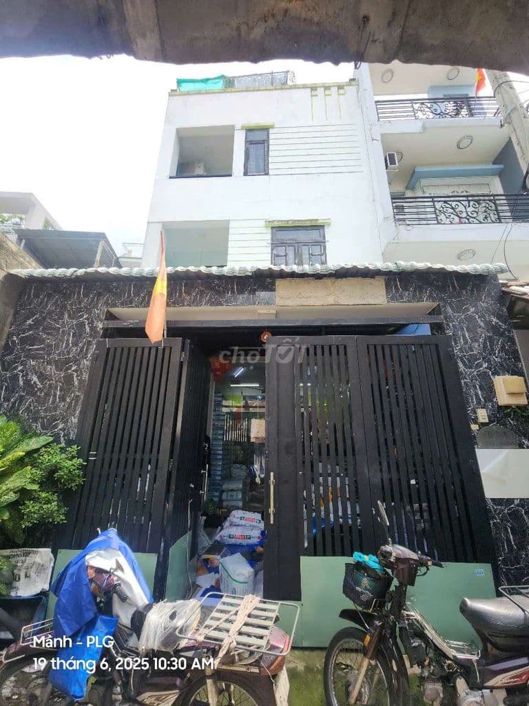 Nhà bán hoặc cho thuê