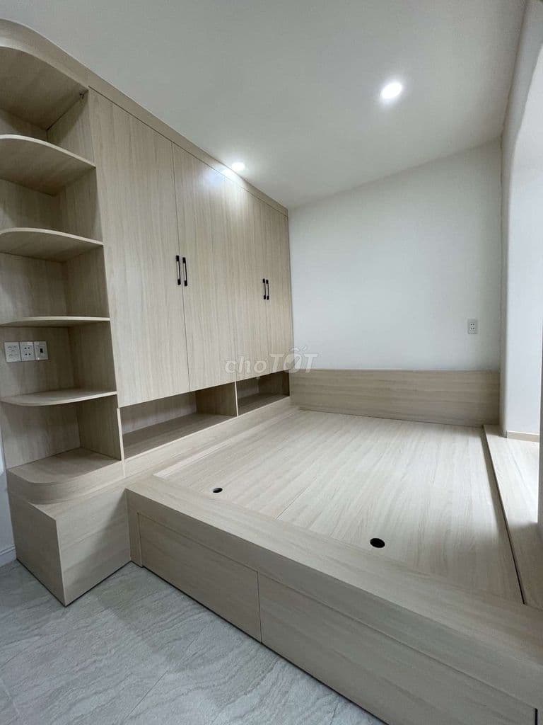 NHÀ ĐẸP 2 TẦNG NGUYỄN SƠN, DT: 40M-GIÁ 4.9 TỶ TL-TẶNG NỘI THẤT XỊN. - Ảnh 3