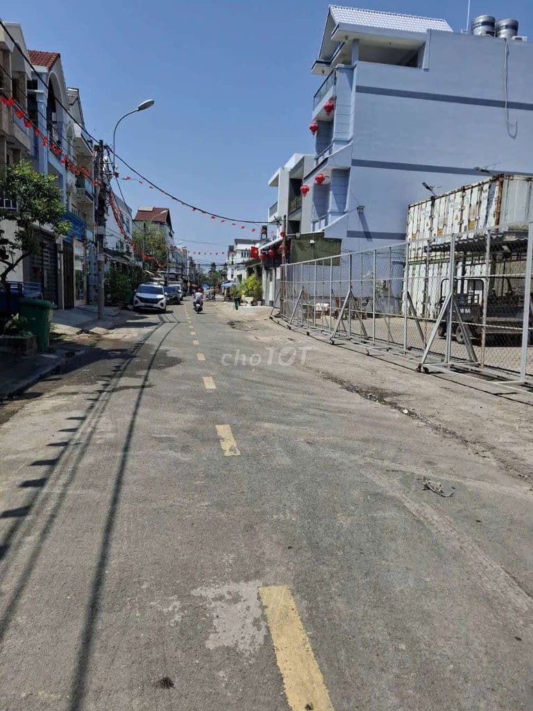 Bán 105m2 đất vị trí đẹp sau lưng chợ đầu mối Nông sản TD - Ảnh 3