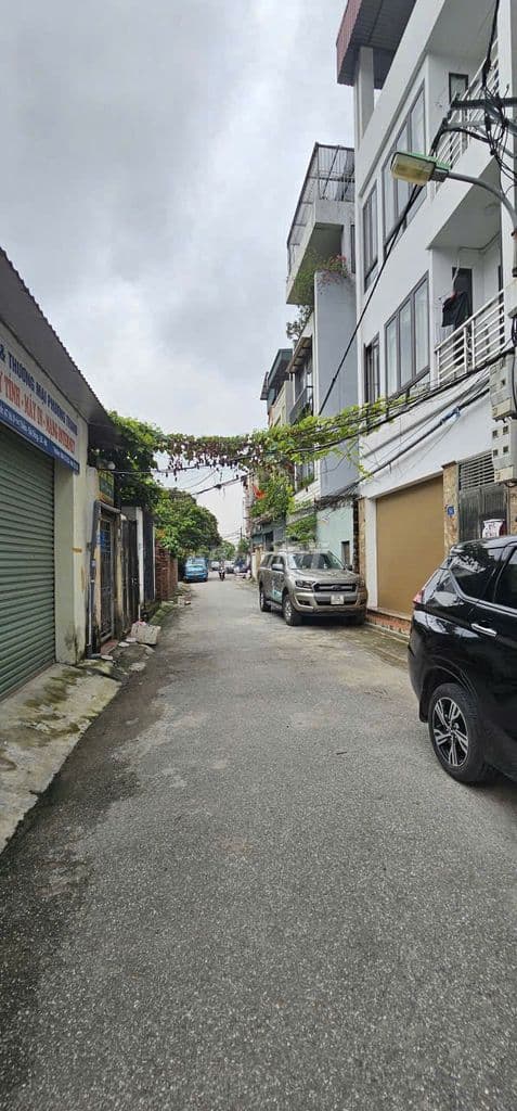 Nhà Mặt Phố Thạch Bàn Cách 50m 5 Tầng Ngõ Ít Nhà – Nhỉnh 6 tỷ - Ảnh 3