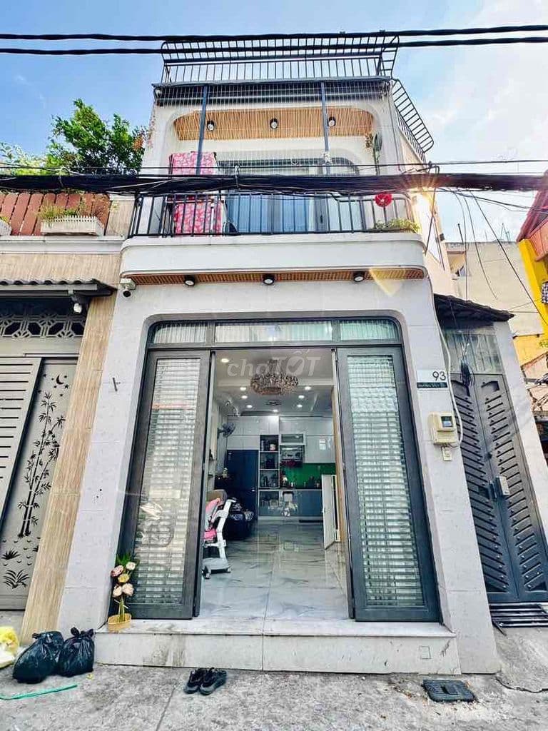 Mặt tiền ĐS1 phường 4 , Gò Vấp ( Cũ) . 1 trệt lầu Full NT . Giá