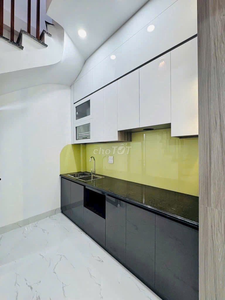 NHÀ THÔN PHÚ DIỄN HỮU HÒA THANH TRÌ, 35M, 5T, MT3,3M, GIÁ 5,75 TỶ - Ảnh 3