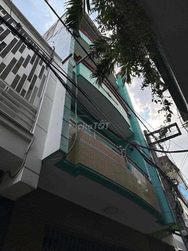 Nhà mới 4 tầng ô tô ngủ nhà 50m2 ngang 4.8m chỉ 7.8 tỷ Âu Cơ - Ảnh 2