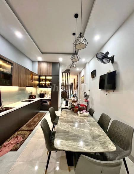Nhà Lô Góc Nguyễn Khánh Toàn Cầu Giấy 7 Tầng Thang Máy Full Nội Thất - Ảnh 2