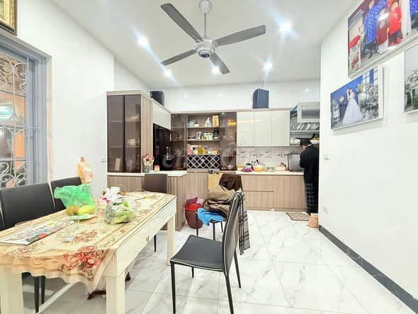 bán nhà Đội Cấn Ba Đình Ô Tô Đỗ Cửa - Ảnh 2