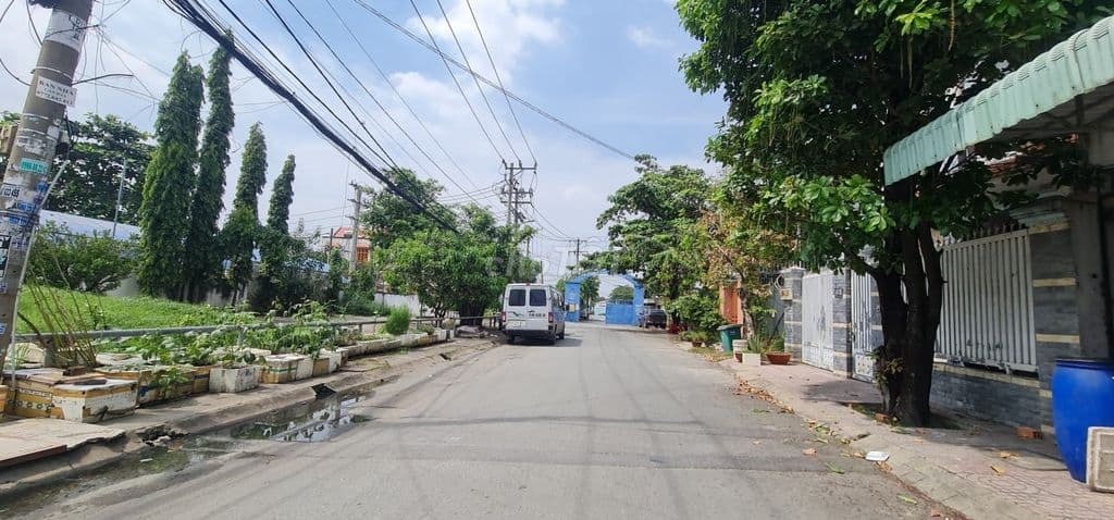 Giảm 1,2 tỷ, Lô 5,5x15, xe hơi đỗ cửa, Đường 11 , Linh Xuân, Thủ Đức - Ảnh 2