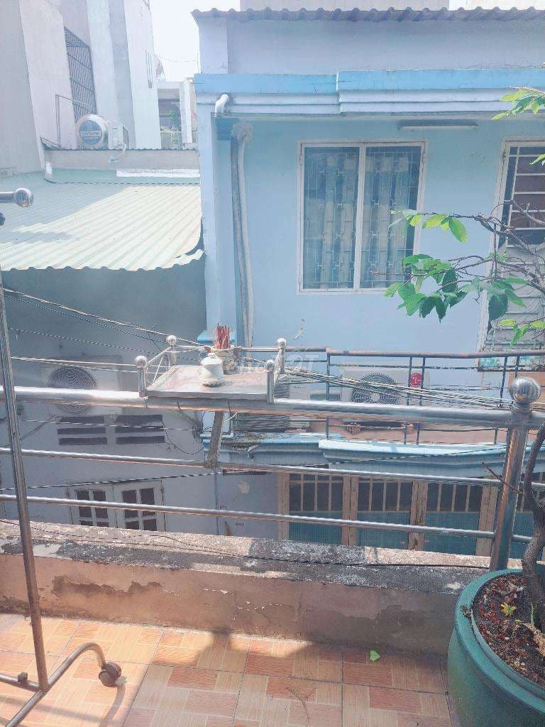 BÁN GẤP NHÀ ĐÔNG HƯNG THUẬN 06 QUẬN 12, 2 TẦNG, DT KHỦNG, GIÁ CỰC RẺ - Ảnh 2