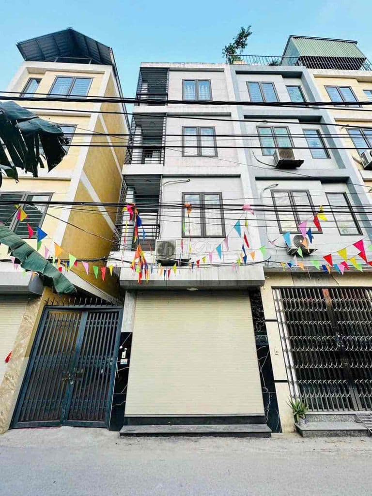 Nhà tổ 16 Yên Nghĩa ô tô đỗ cửa ngõ đỗ xe siêu thoáng đẹp