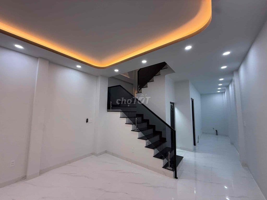 bán gấp nhà đẹp ở liền 4,3x15 428/53 luỹ bán bích - Ảnh 2