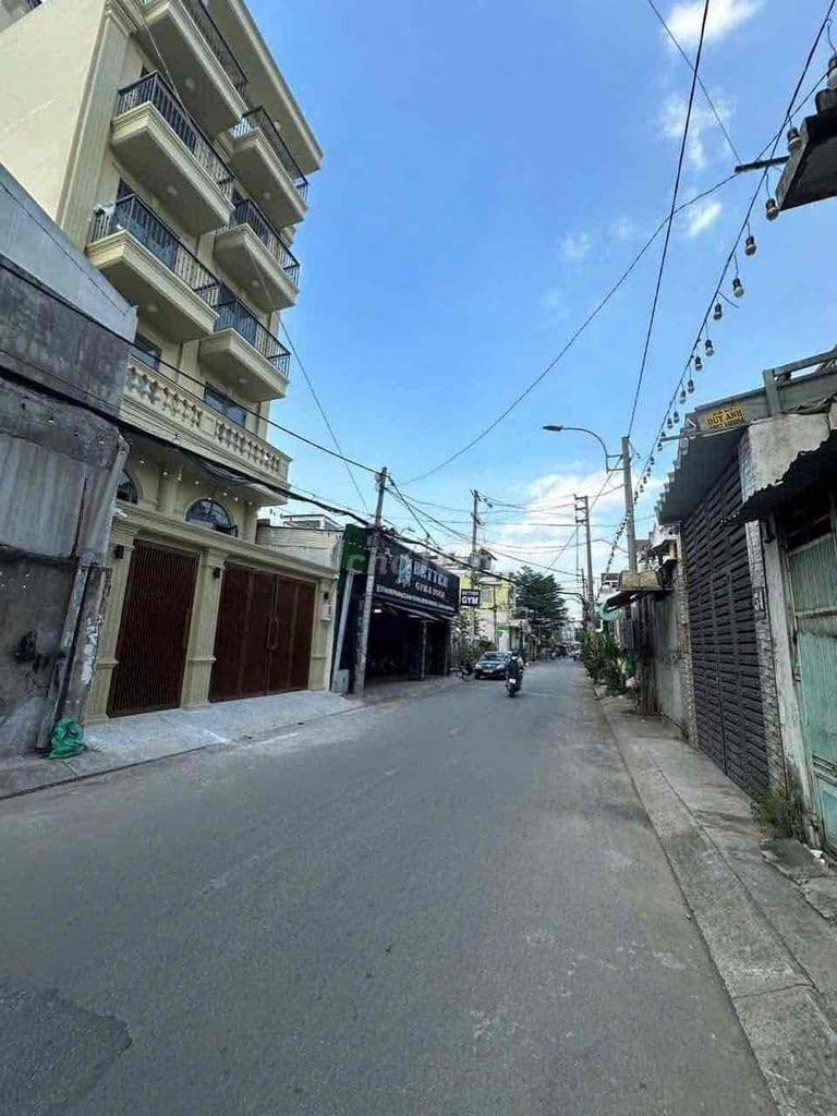 CHDV 30P, doanh thu 180tr, mặt tiền đường An Hội-Phạm Văn Chiêu GV - Ảnh 2