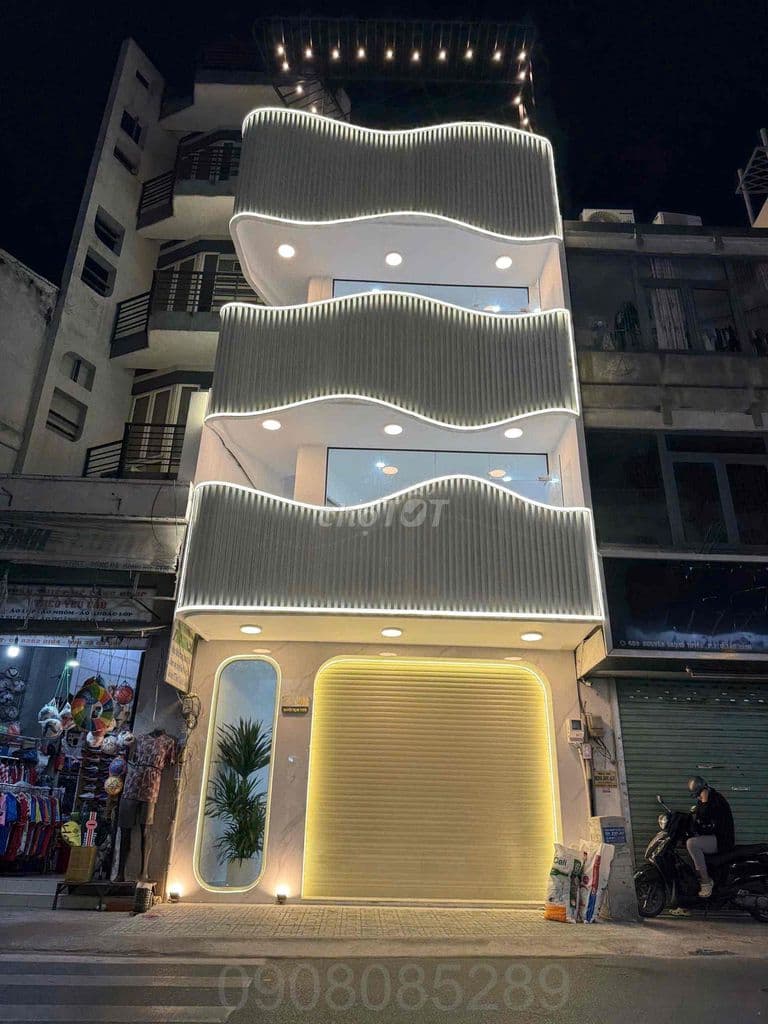 MTKD Nguyễn Trọng Tuyển TB 5,1x16,2 CN: 63m2, 3 Tầng, Giá bán 19 Tỷ TL