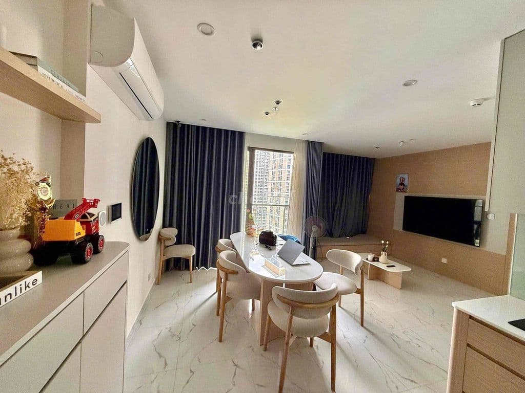 • 🎯 2PN+ Vinhomes Grand Park – 69m², 4.3 tỷ, đầu tư hay ở đều hợp