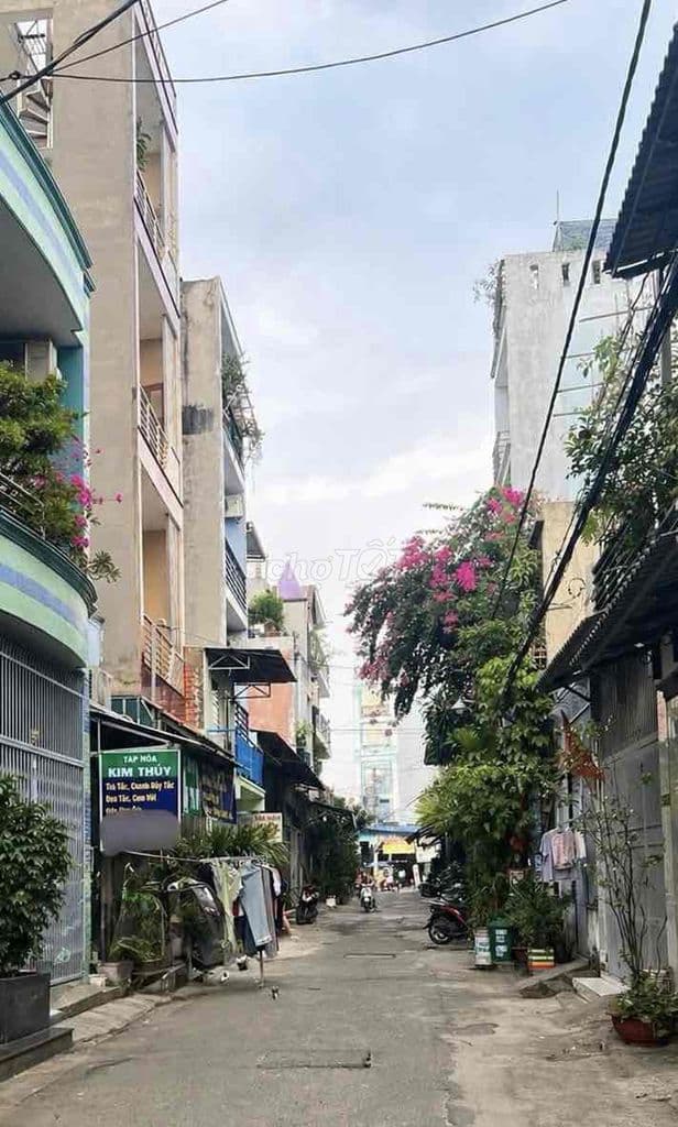 Nhà diện tích khủng ngay Tân Kỳ Tân Quý , Aeon Tân Phú