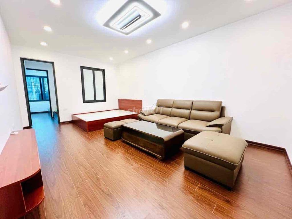 CC bán gấp TT Phương Mai, 70m2, sát phố, ô tô đỗ, 2 thoáng, ở luôn - Ảnh 2