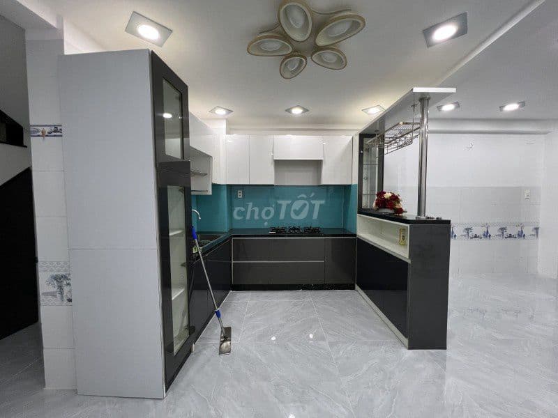 "Hot trung tâm" 5 tầng, 43m2, hẻm xe hơi, gần Phạm Văn Đồng - Ảnh 3