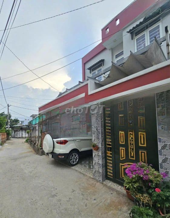 Nhà Đặng Văn Bi 70m2 ô tô đậu cửa