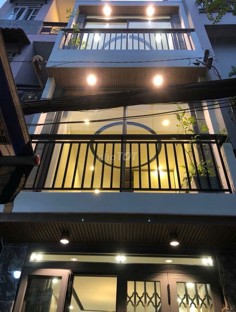 BÁN NHÀ 1 TRỆT 2 LẦU, 30M2, 4PN, HẺM XE HƠI, CAO ĐẠT, P.2, Q.5