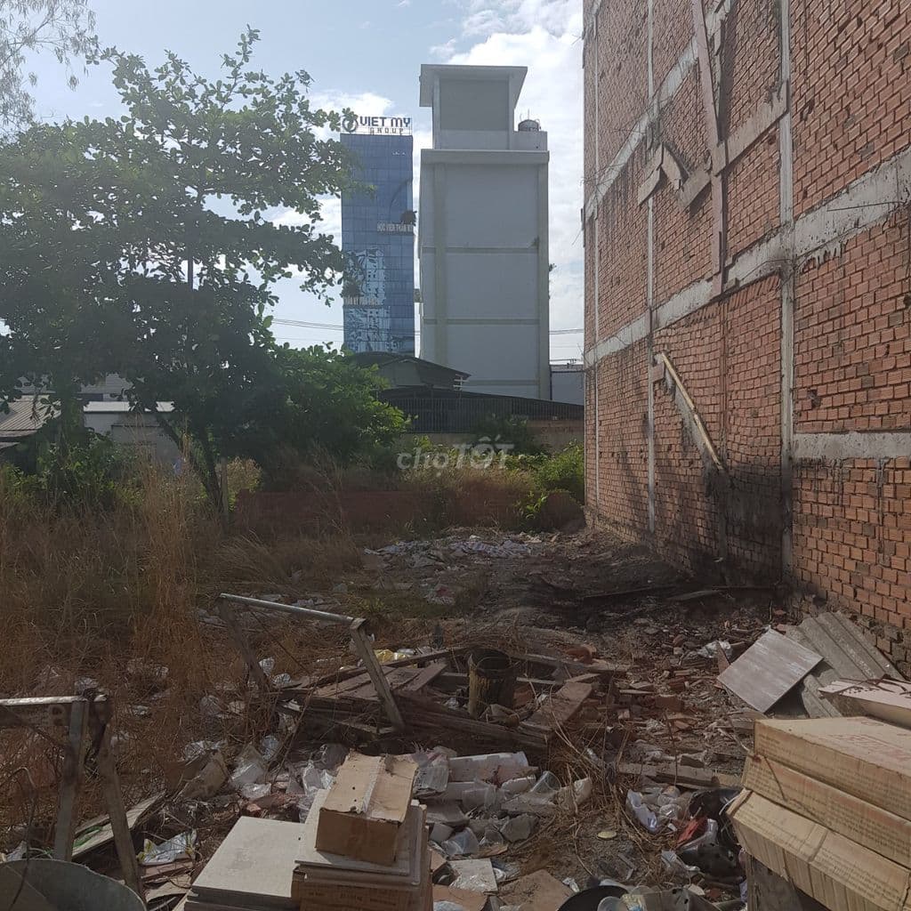 Đất 5m x 30m HXH khu Lý Phục Man, Q7 gần chợ, trường học vị trí đẹp