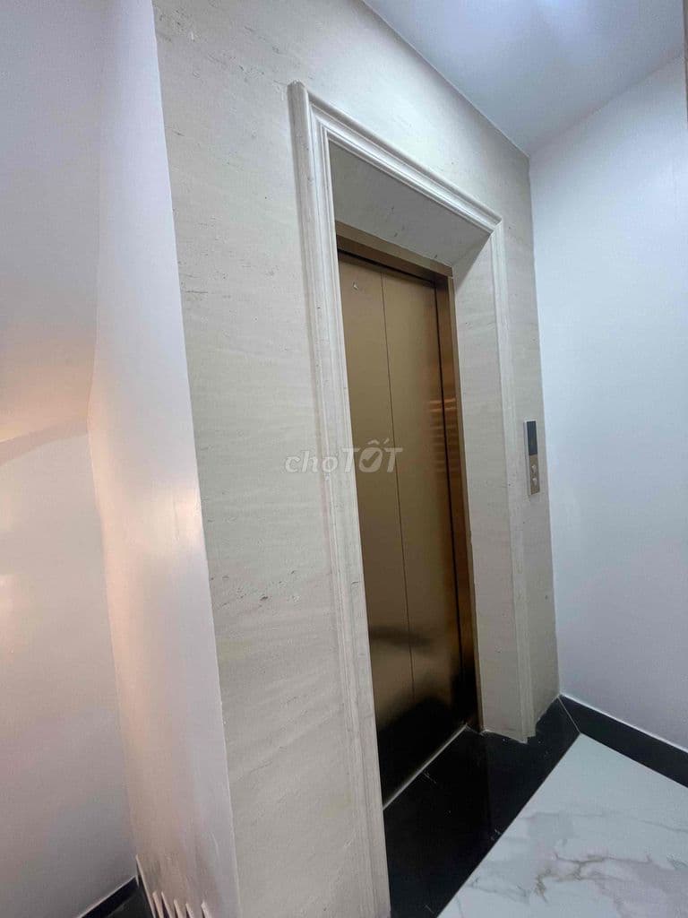 Nhà Phố Vọng 38m2 7 tầng thang máy xây mới cách 1 nhà ra phố