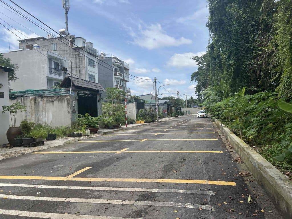 Đất hai mặt tiền đường 12m dt 150m2 đường Cống Hộp Số 3, TX52 - Ảnh 2