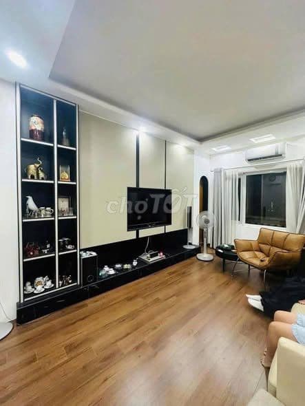 Nhà Liễu Giai Ba Đình, 10m ô tô tránh, tặng full nội thất, chỉ 8.95 tỷ - Ảnh 2