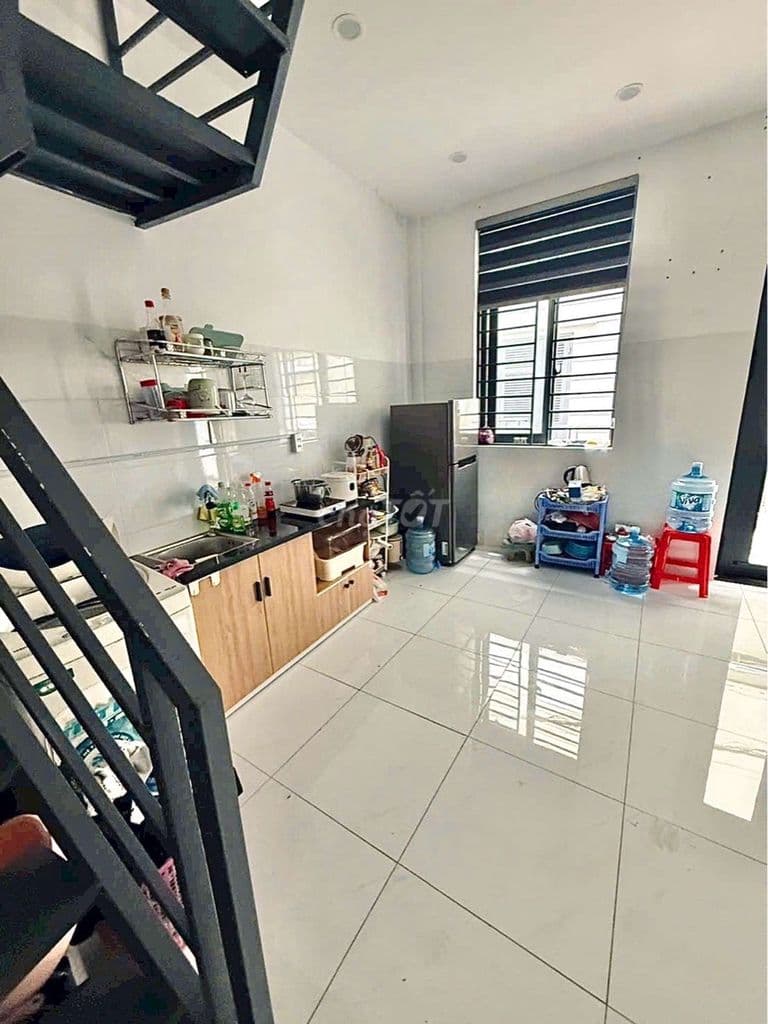 Tân Bình hẻm 1/ ngắn sát đường Lạc Long Quân 3 tầng 30m2 chỉ 4,15 tỷ - Ảnh 2
