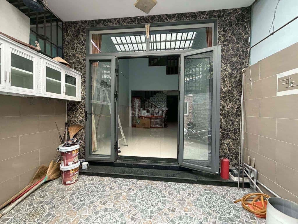 Nhà 3 tầng Thủ Đức