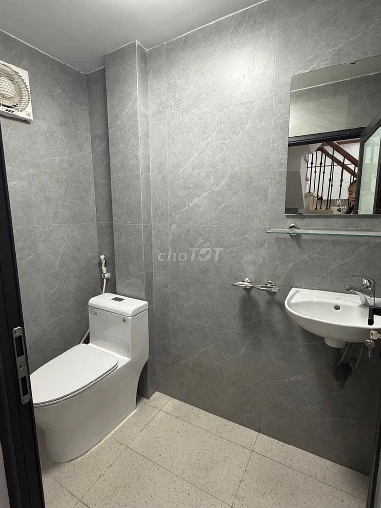 bán nhà 5 tầng Cầu Giấy 42m2 giá 9 tỷ - Ảnh 3