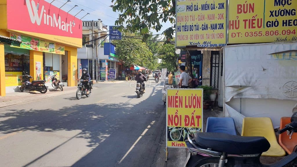 HOT- Nhà mặt tiền Thái Thị Giữ 7.2x20, gần chợ Cây Me, ngã 4 Bà Điểm