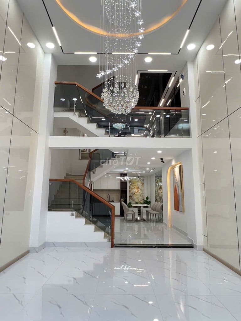 Nhà mới xây. Full Nội Thất. Hẻm Xe Hơi. 4,3m x 15m. Giá chỉ 13,9 tỷ - Ảnh 3